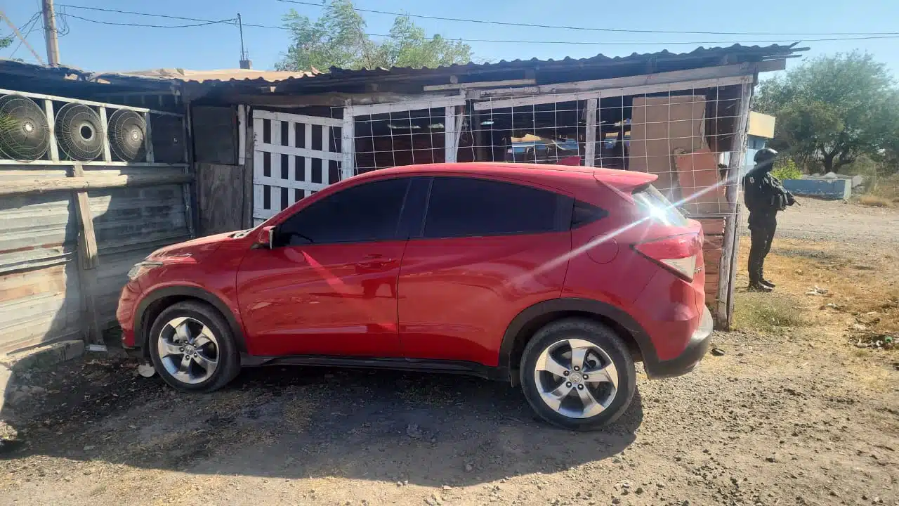 Camioneta HRV Honda robada en Culiacán fue recuperada por agentes de la Policía Estatal Preventiva