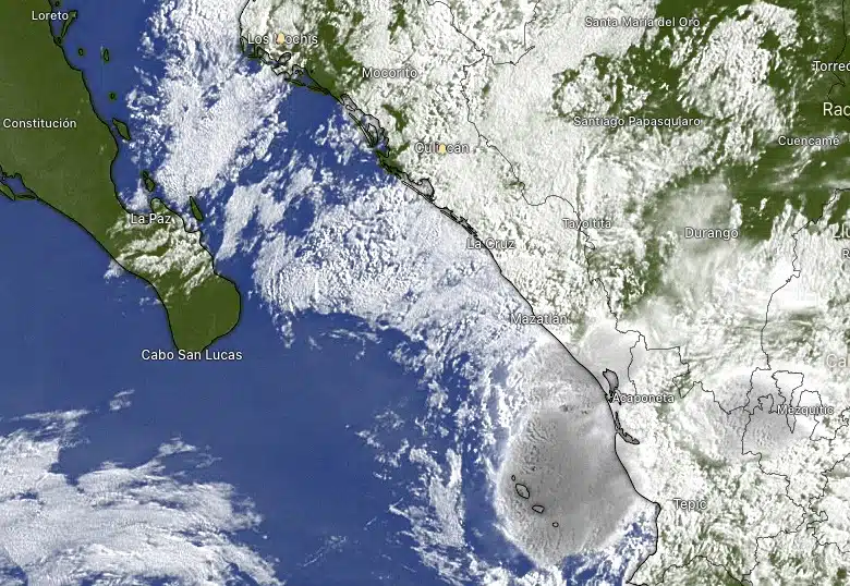 Mapa de Sinaloa y una parte del Océano Pacífico, y la tormenta tropical Beatriz