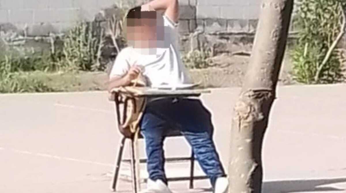 Dejó a un alumno bajo los rayos de sol en Durango; retiran del cargo a docente