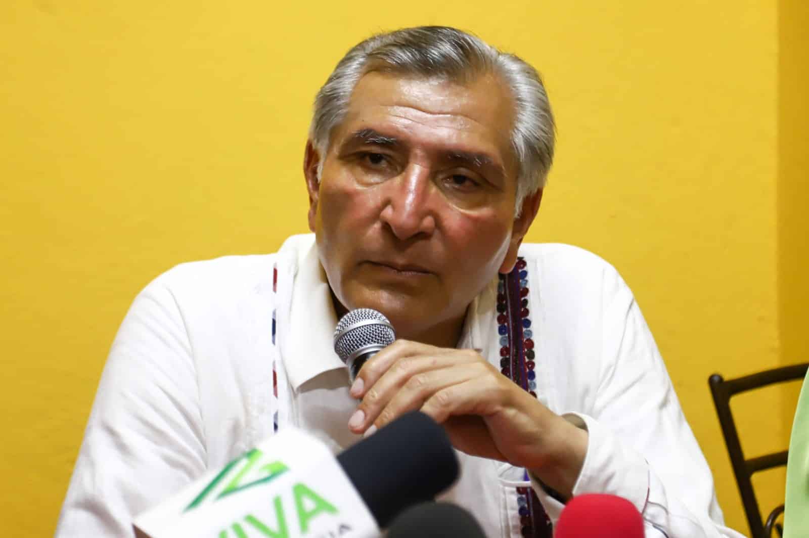 El extitular de la Secretaría de gobernación, Adán Augusto López Hernández corcholata de Morena en entrevista para Línea Directa