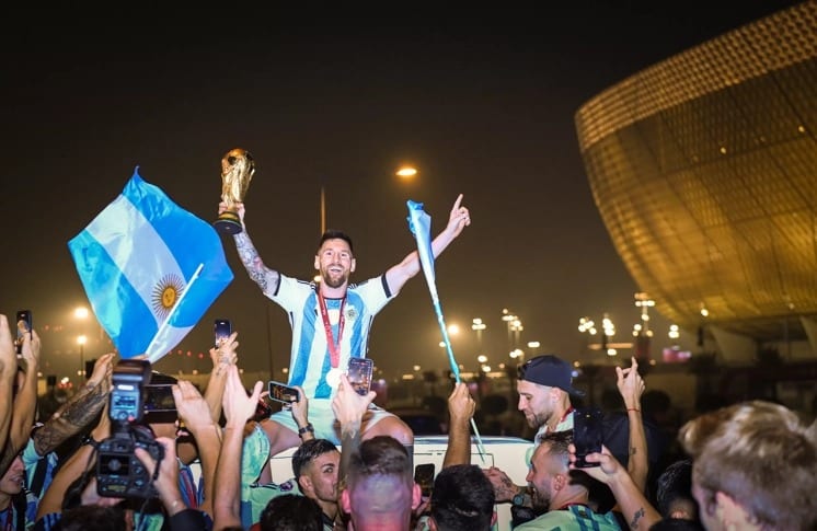 El futbolista argentino Lionel Messi tras ganar la copa del Mundo FIFA Qatar 2022