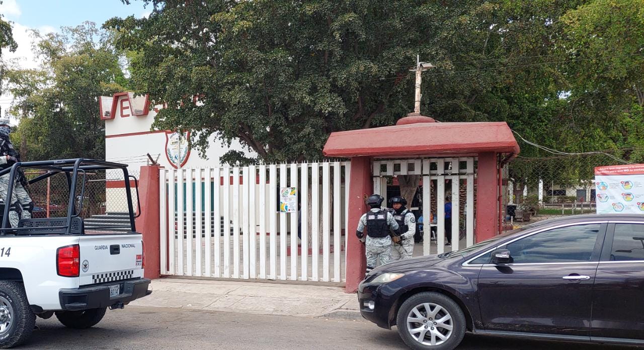 Ya tienen electricidad en secundaria de Guasave
