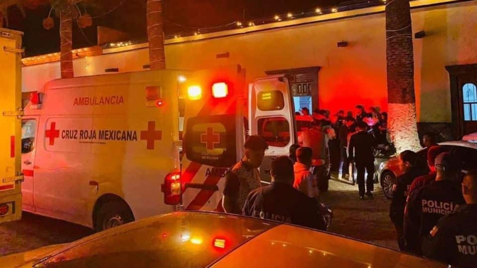 Fiesta de graduación en Querétaro termina con jóvenes intoxicados