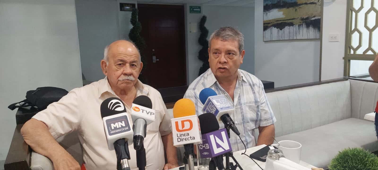 Guillermo Padilla Montiel y José Francisco Villegas Elizalde.