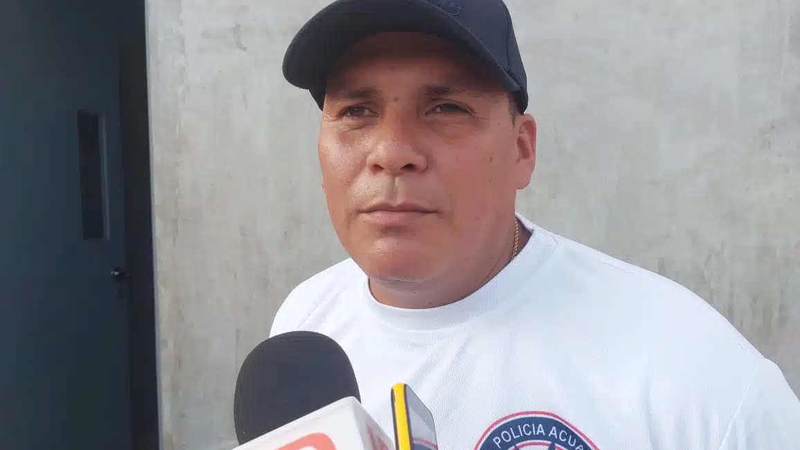 Gustavo Espinoza Bastidas, Coordinador de la Policía Acuática