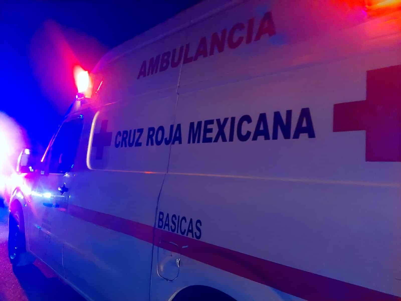 l afectado fue trasladado por paramédicos de Cruz Roja a la clínica del Seguro Social