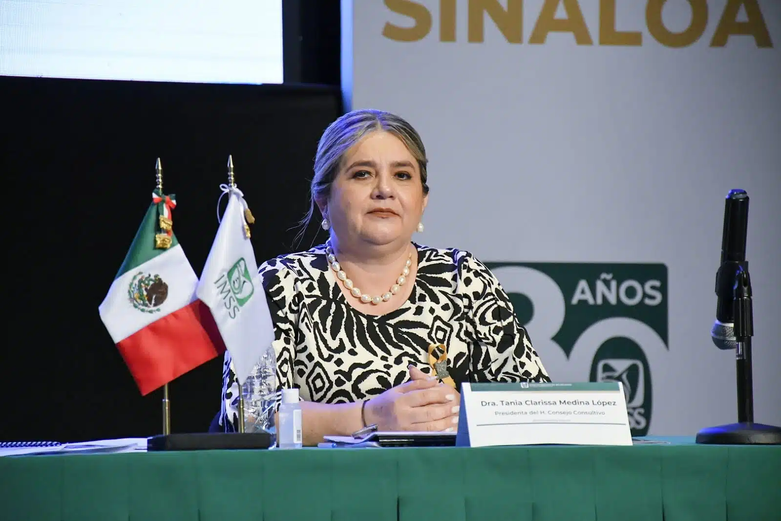 La delegada estatal del IMSS, Tania Clarisa Medina López, brindó su segundo informe de labores