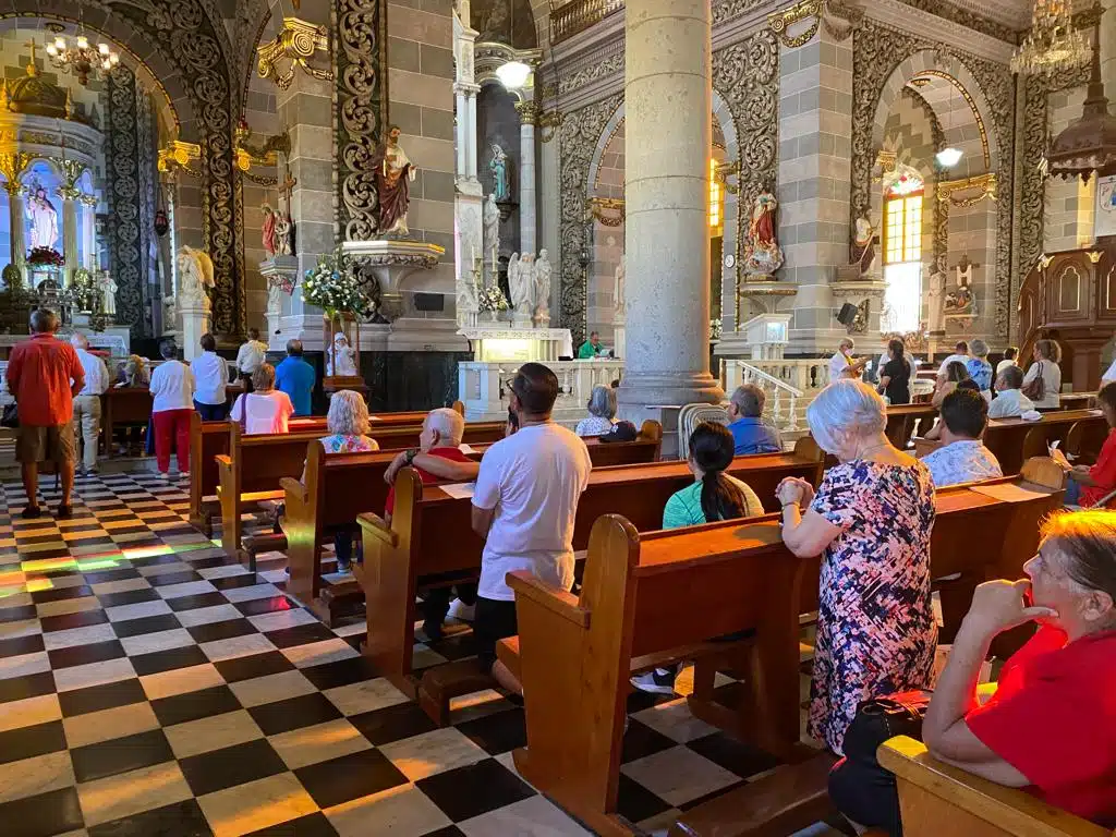 Iglesia católica (