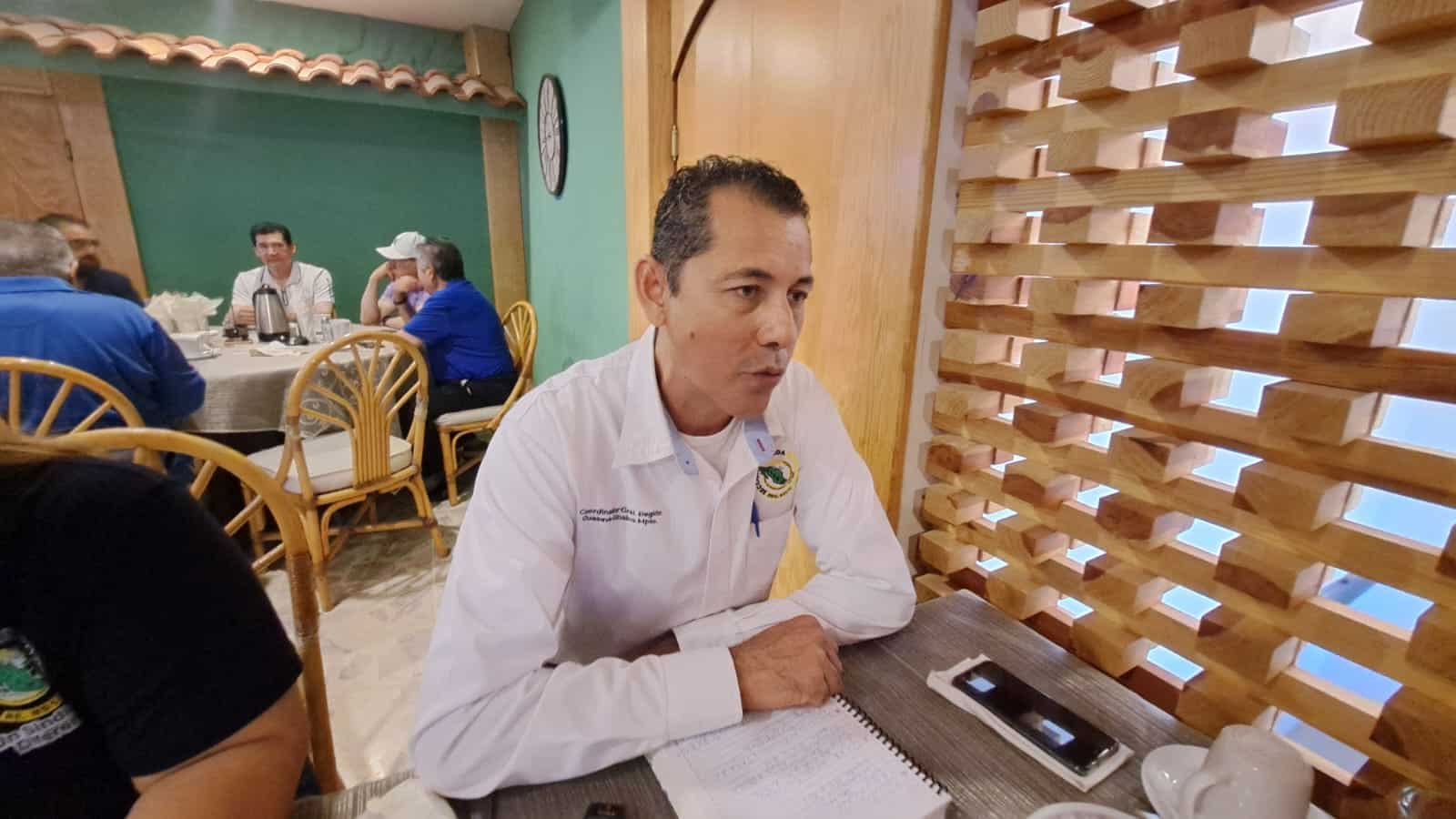 Santiago Acosta, coordinador general del Sindicato Independiente de Trabajadores de la Educación en México (Sitem) en Guasave