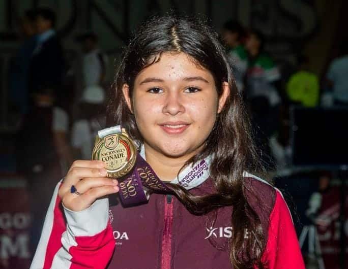 Johana Yuleidis Bojórquez Acosta se proclamó como la ganadora del combate en la categoría infantil femenil