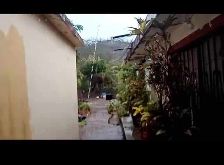 Se registra intensa lluvia en Badiraguato.