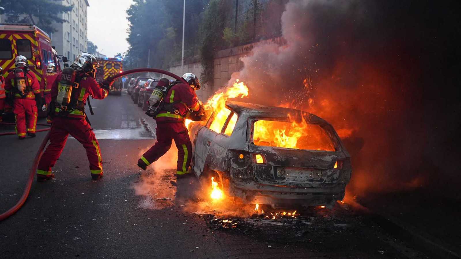 Muerte de adolescente en Paris desata protestas