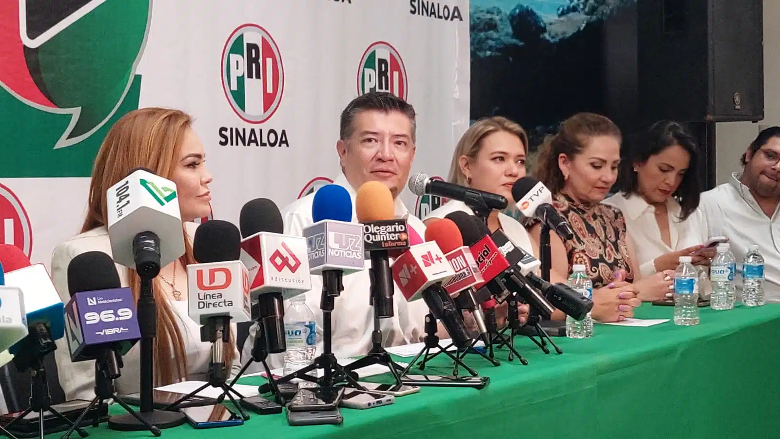 Lideres del PRI en Sinaloa, Paola GÁRate Valenzuela Y Álvaro Ruelas Echaves