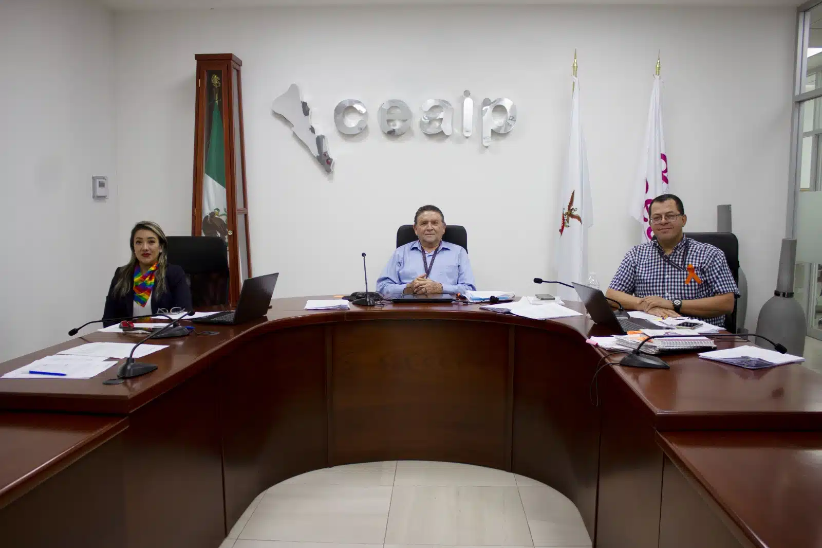 Comisionados de la CEAIP en el pleno