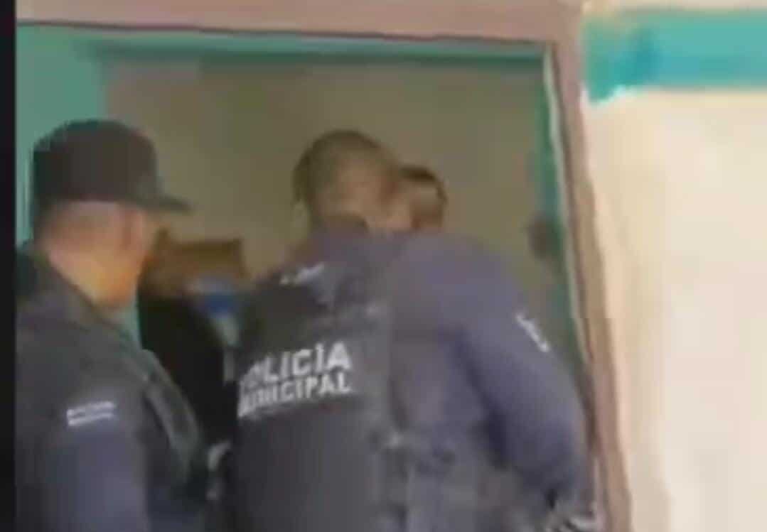 Policía Municipal detiene a un hombre en Culiacán