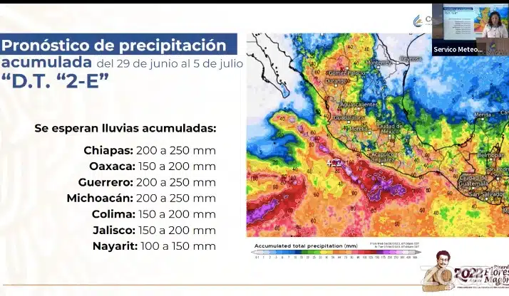 Lista de los lugares en donde se esperan lluvias a un lado de un mapa