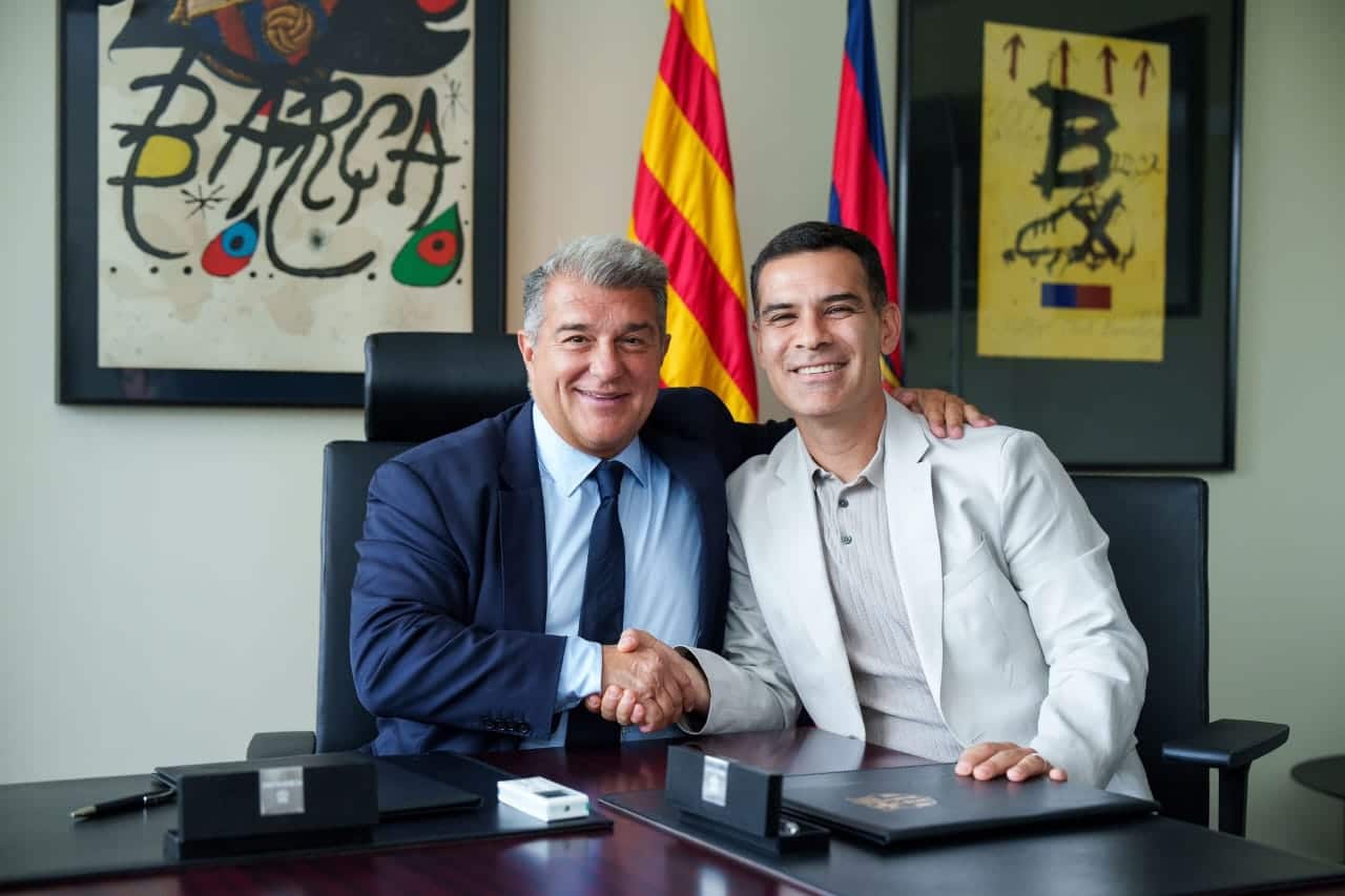 Rafael Márquez renueva contrato con el Barcelona