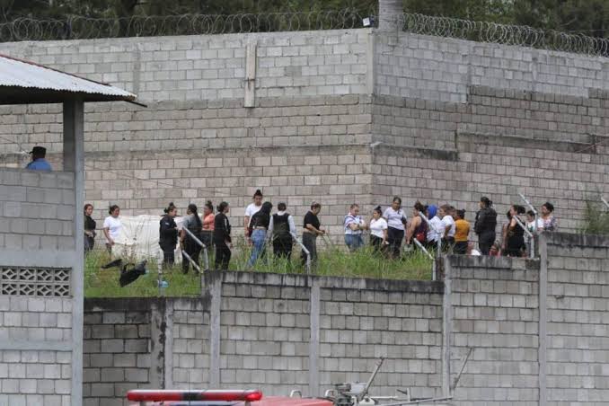 Reportan 41 víctimas mortales tras una riña en penal de Honduras