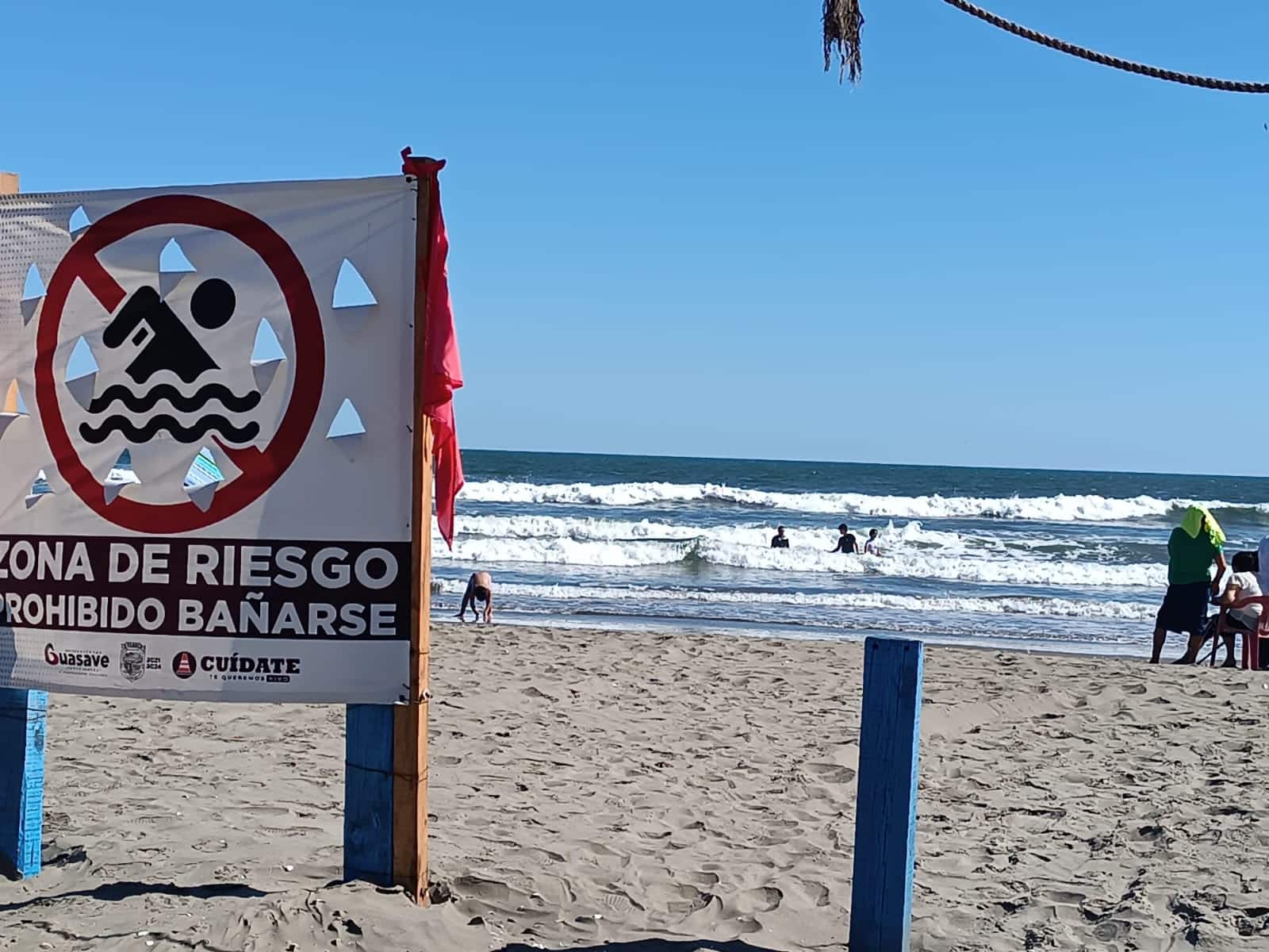 Señalamiento-playa Las Glorias