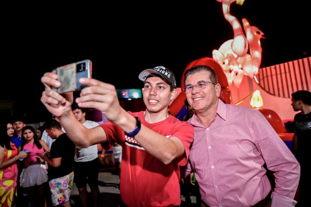 ¡Se armó la pachanga! Con fiesta playera, celebran Ayuntamiento e IMJU el Día del Estudiante