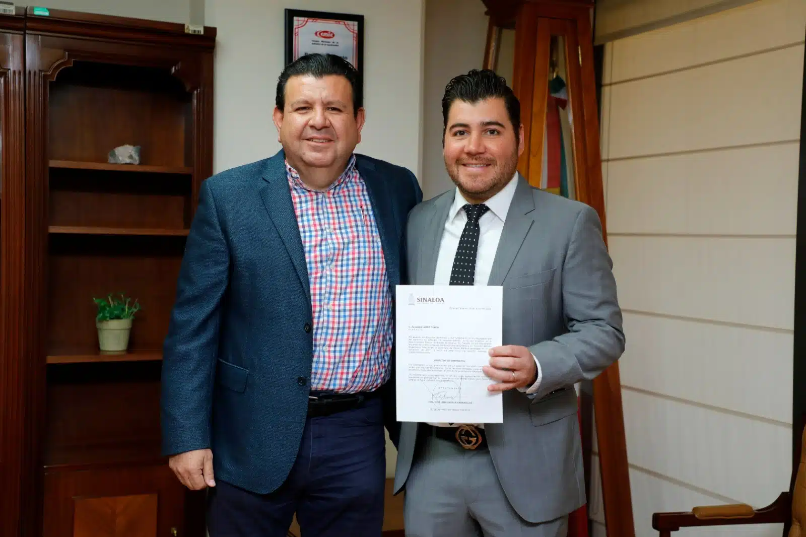 Álvarez López se desempeñaba desde inicio de la administración como jefe de departamento de gestión y control de la dirección de contratos de la SOP.