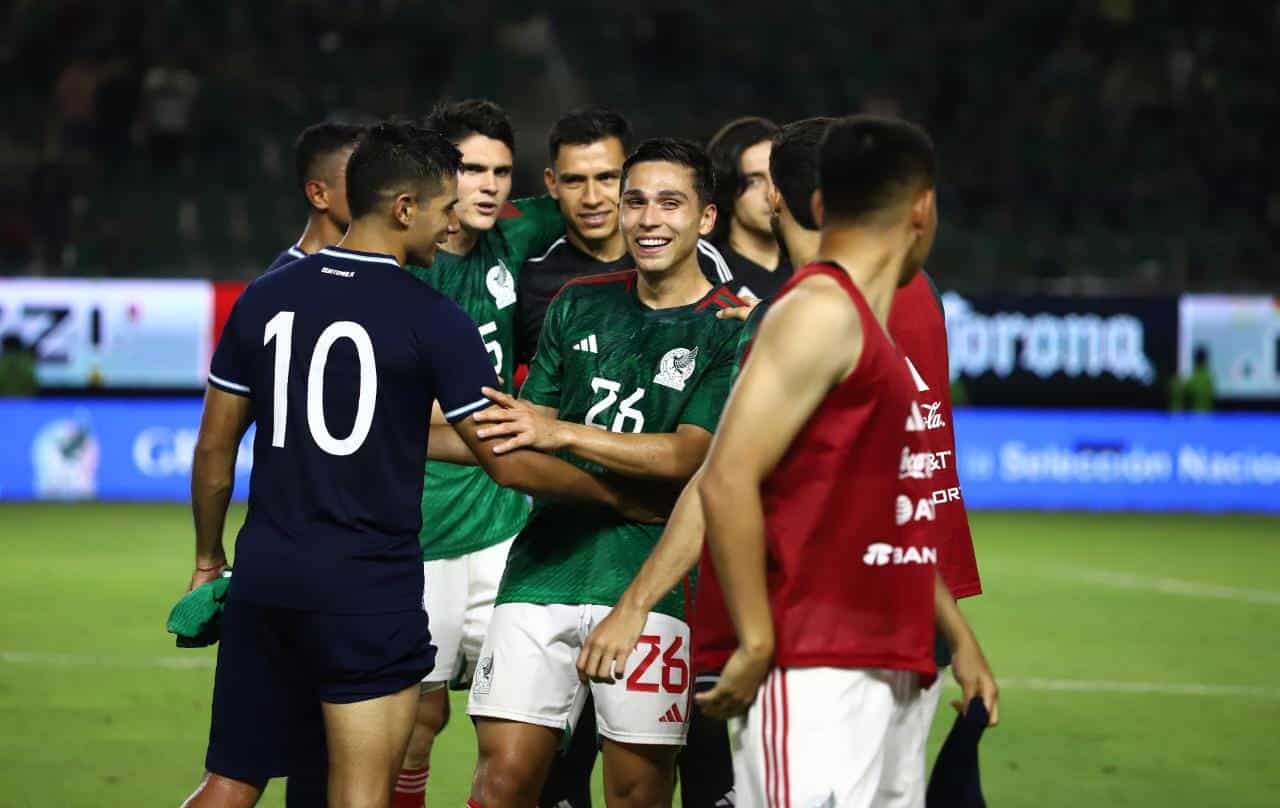 ¡Con poco futbol, pero cumple el Tri! México domina a Guatemala en histórico partido en Mazatlán