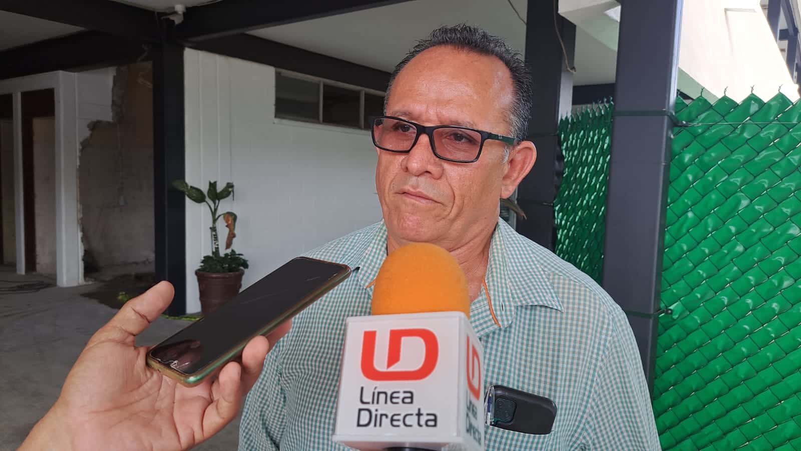 ¡De ninguna manera! No se debe condicionar la entrega de boletas escolares: SEPyC