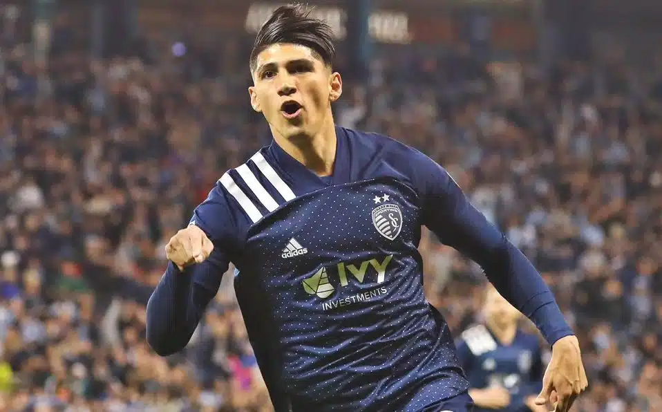 Alan Pulido