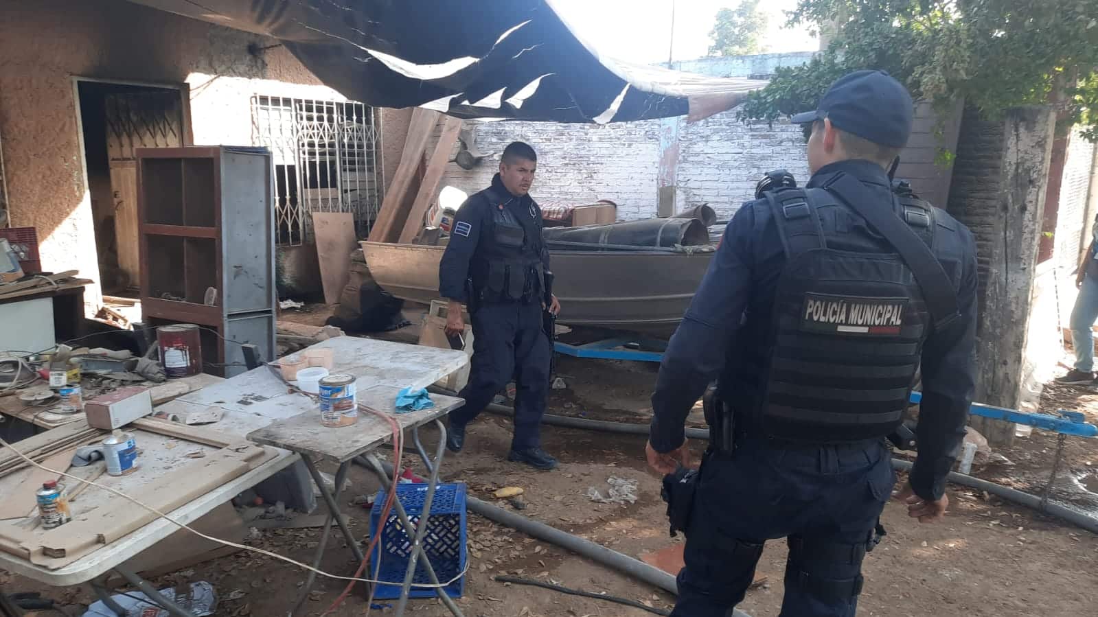 Un cilindro de gas estaba expuesto al fuego y no explotó gracias a la intervención de Bomberos