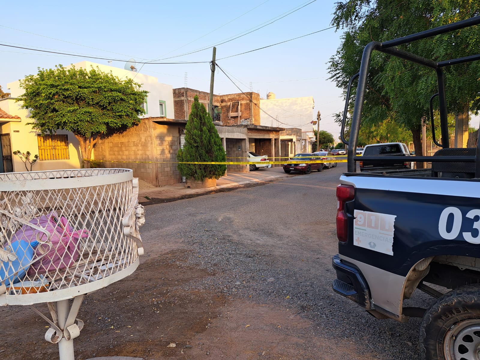 Localizan a un hombre asesinado a golpes en Jardines de Santa Fe, Culiacán