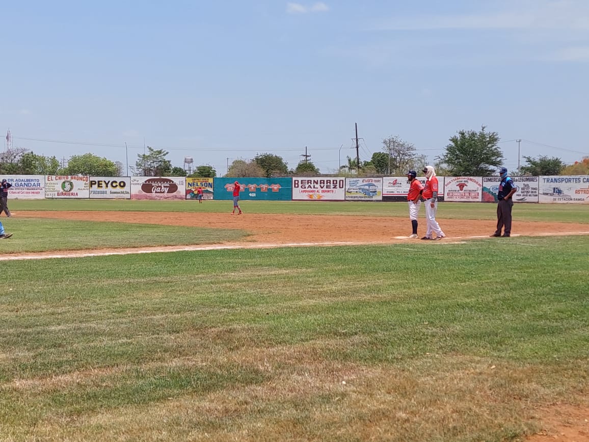 ¡No apto para cardíacos! Así arrancó la 2da ronda de Play Offs en la Peimbert Camacho