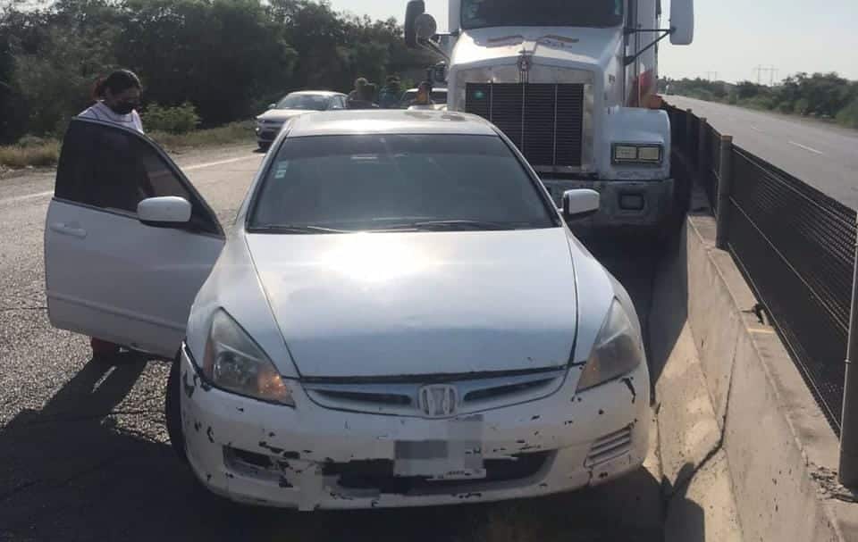 Dos lesionados y fuertes daños arrojan par de carambolas por  la México 15 en Guasave