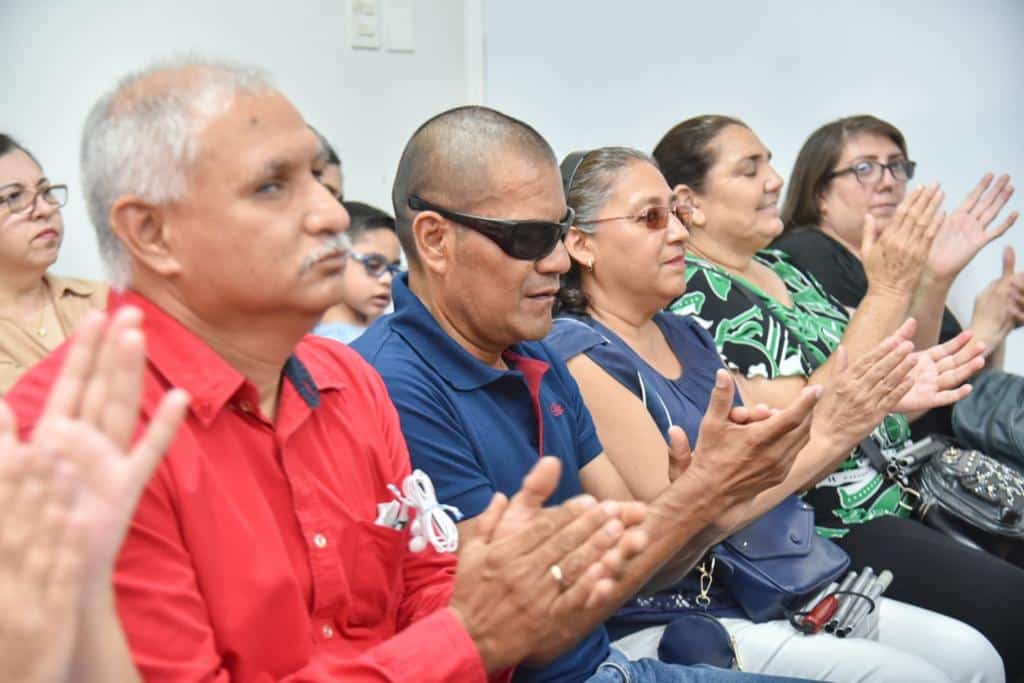 IMDIS realiza curso para que personas con discapacidad visual emprendan su negocio en Ahome