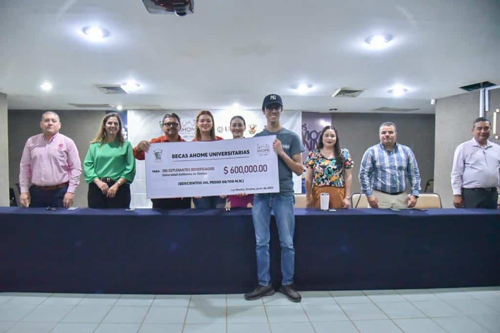 programa “Becas Ahome Universitarias” del ciclo escolar 2022-2023