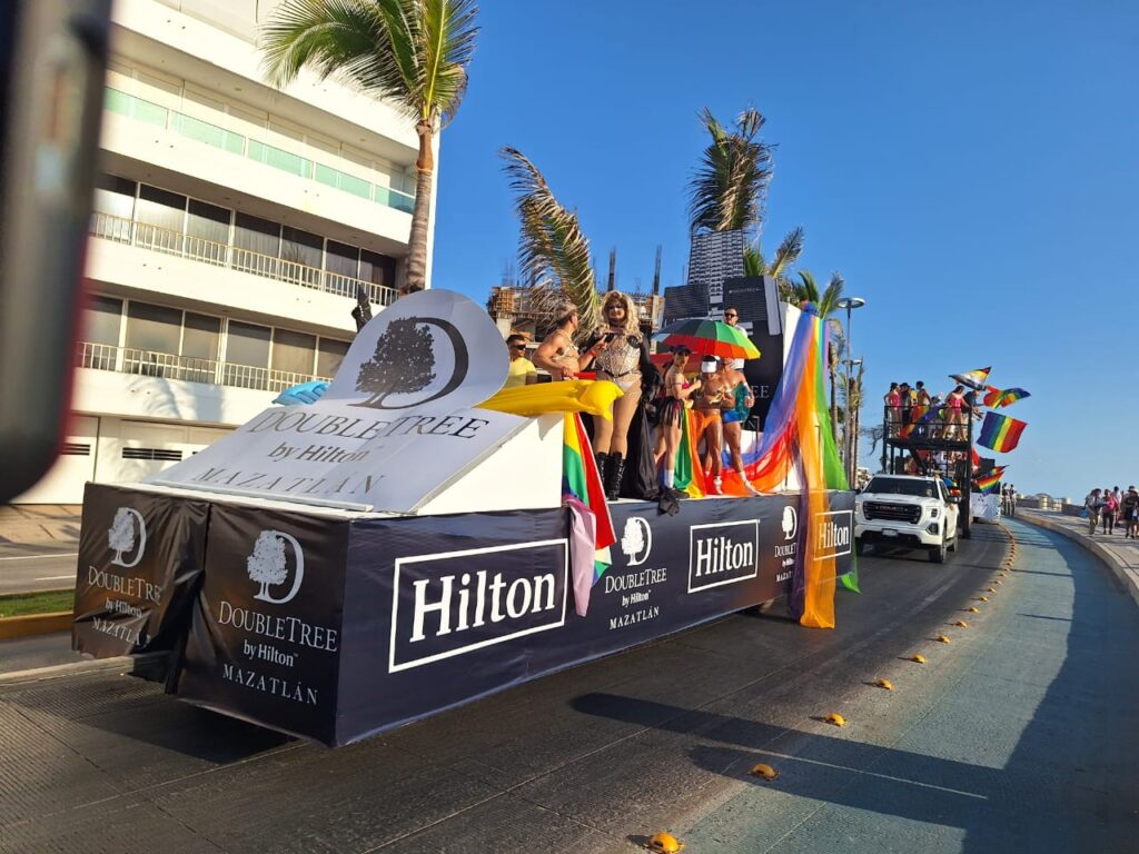 Mazatlán se pinta de colores con la 14 Marcha del Orgullo Gay y la Diversidad Sexual