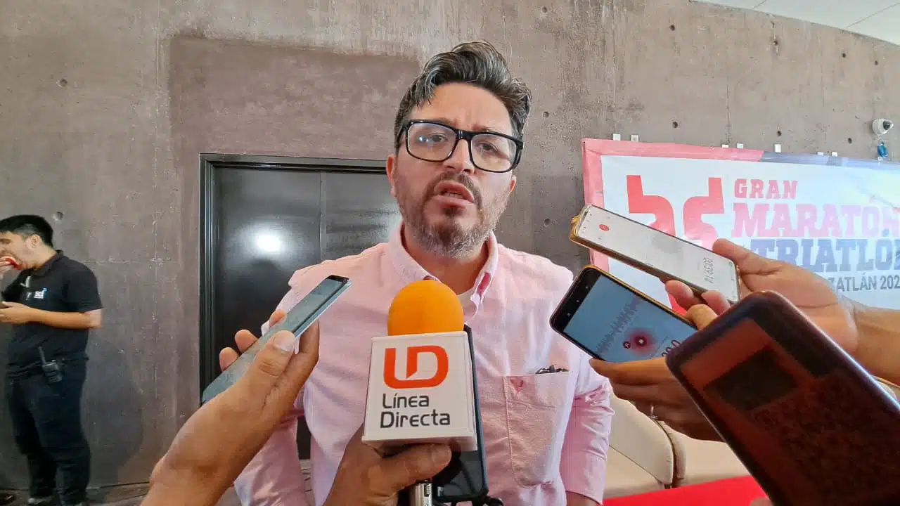 Rogelio Olivas Osuna entrevistado por Línea Directa