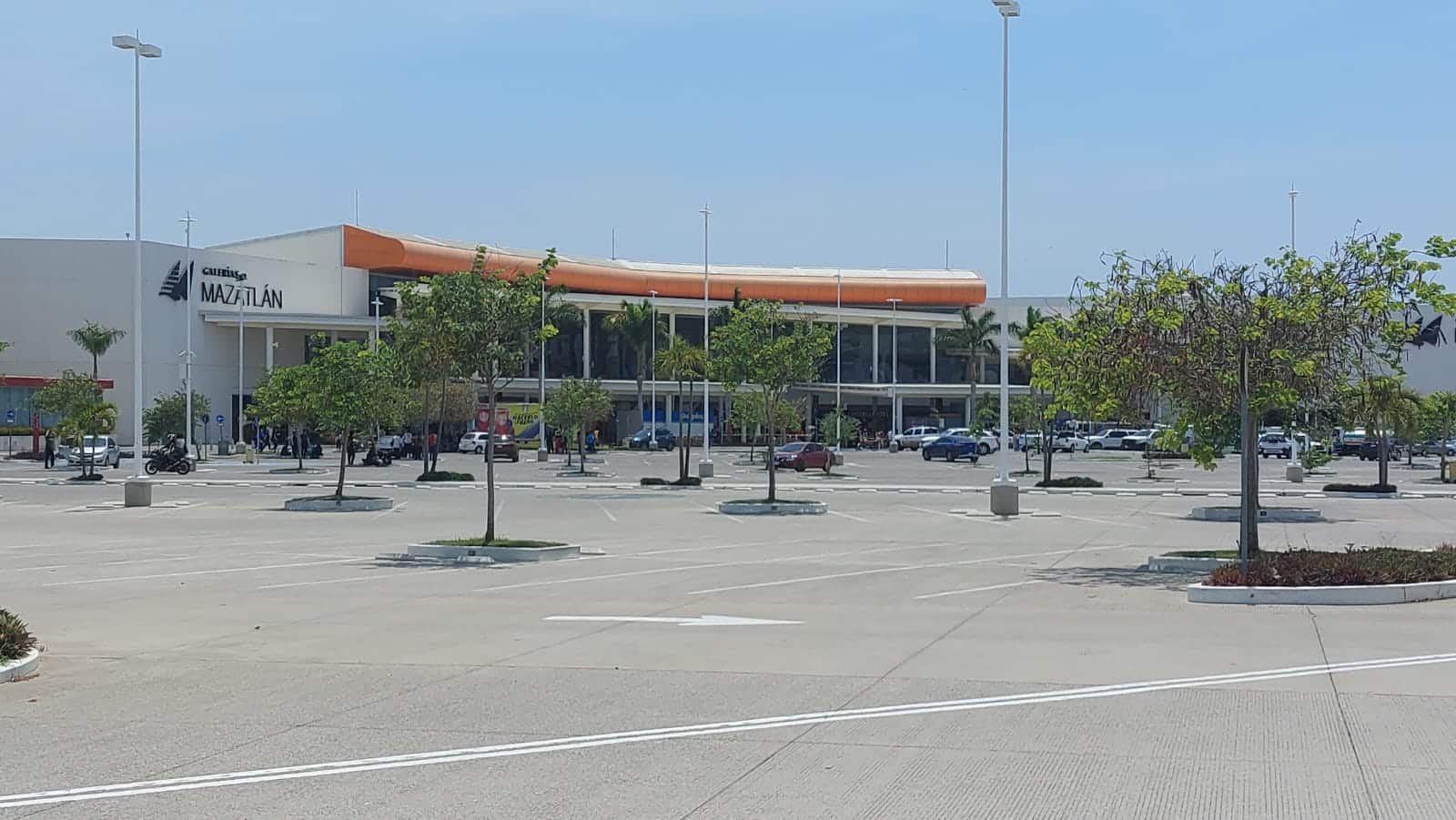 Incendio en plaza comercial de Mazatlán fue en un local de comida china