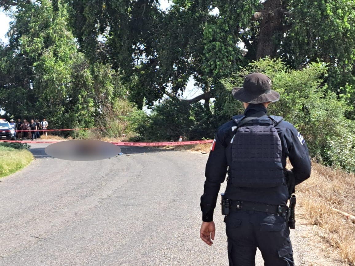 Mueren dos motociclistas en accidente en Guasave