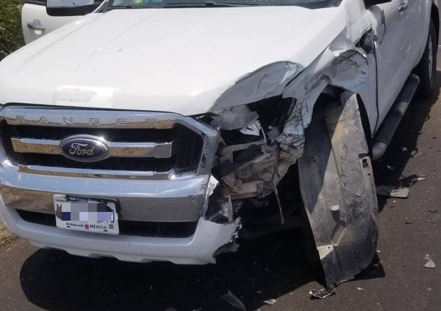 Adulto mayor logra salir ileso de aparatoso accidente en Guasave