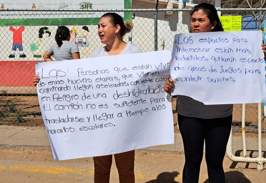 madres de familia se manifestaron la mañana de este viernes en Culiacán a las afueras del prescolar "Antonio Toledano Corro"