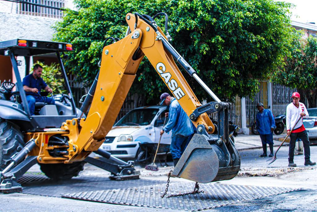 Preparan colector Roosevelt previo a lluvias en Mazatlán; refuerzan limpieza y desazolve