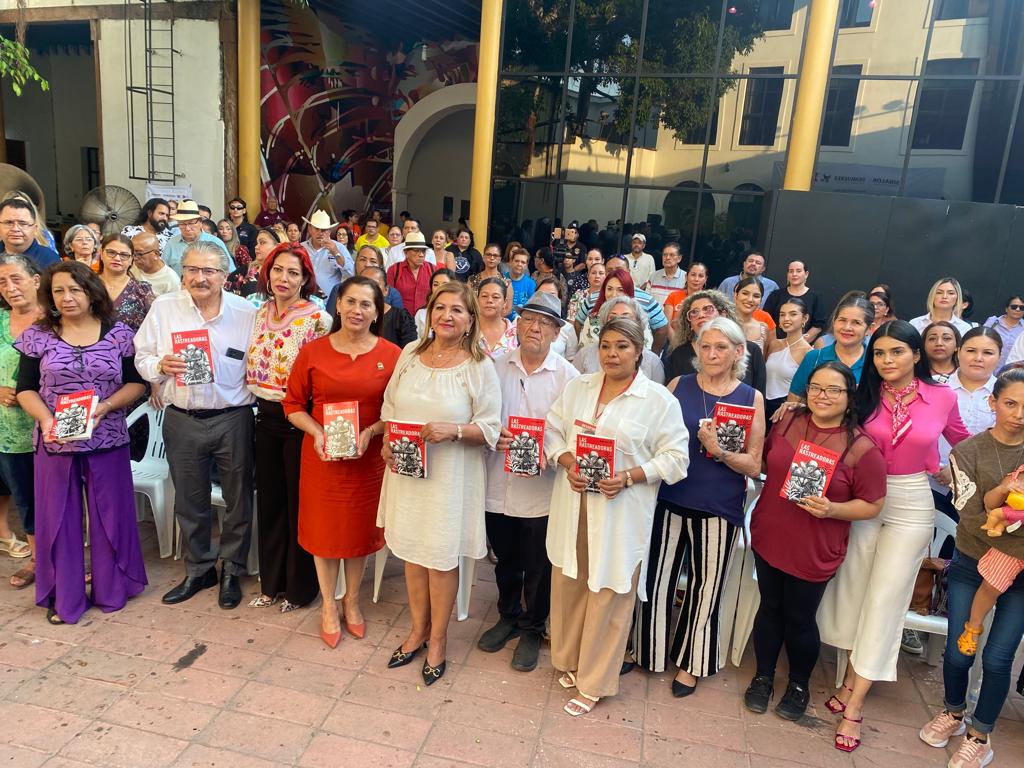 Presentan “Las Rastreadoras” obra literaria de Tania del Río