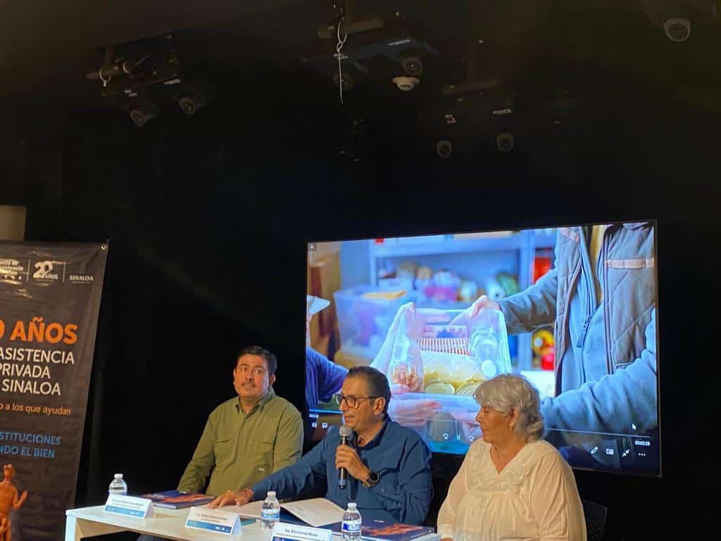 presentacion-de-libro-20 años de asistencia privada en Sinaloa