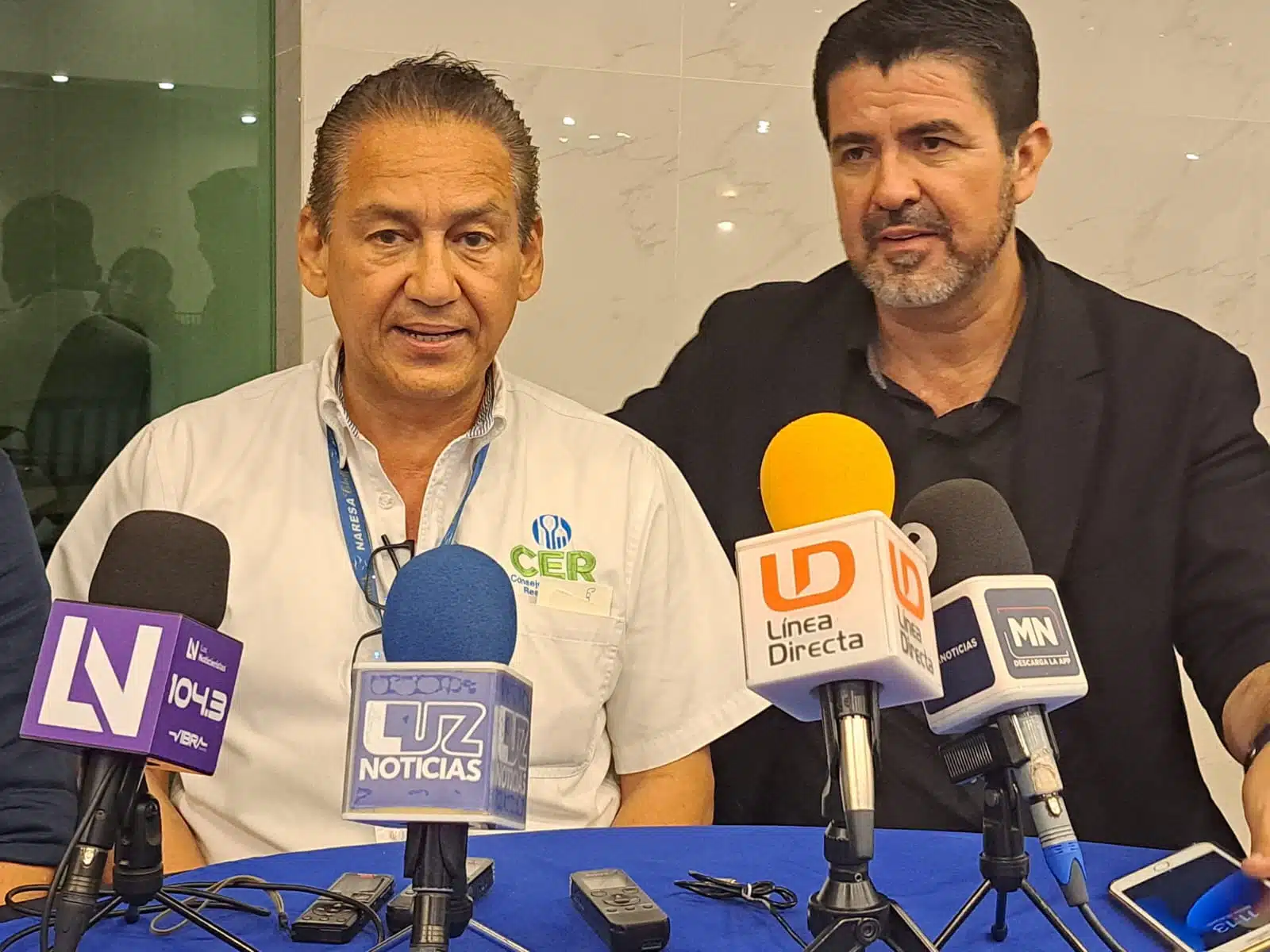 presidente la Cámara Nacional de Comercio, Servicios y Turismo Los Mochis, Víctor Sinuhé Damm Ramírez.