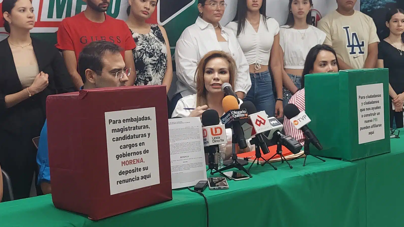 renuncias presentadas en el PRI Sinaloa (2)