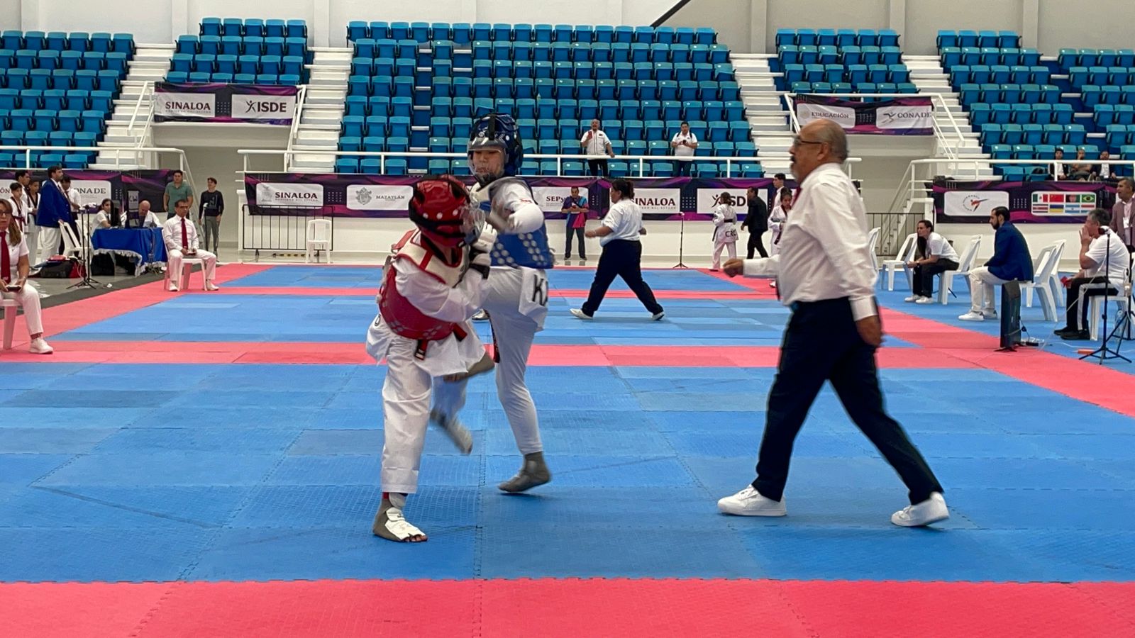 Óscar Salazar empuja a nuevas generaciones del TKD en deporte escolar