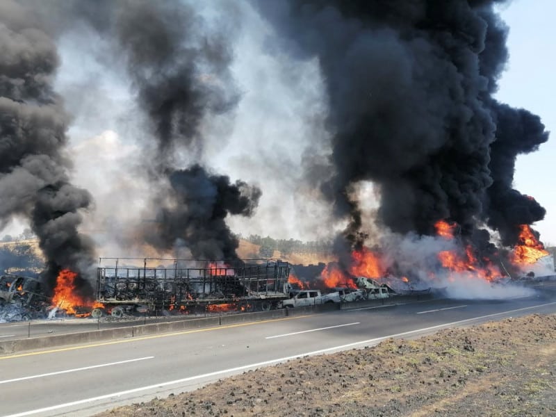 ¡Tragedia! Mueren cinco personas en carambola sobre autopista Zapotlanejo-Lagos de Moreno