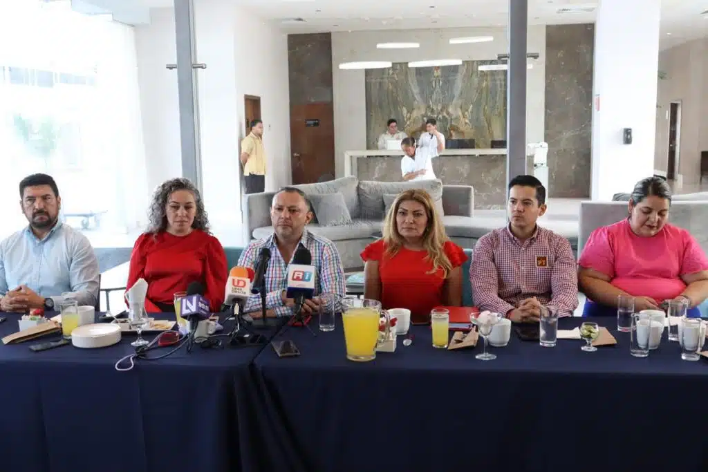 dirigentes del partido de los municipios del sur del estado