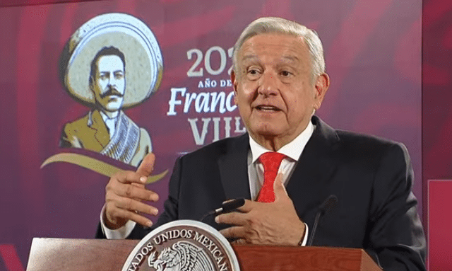 AMLO critica a medios de comunicación