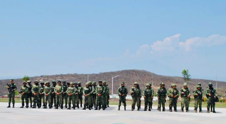 Arriban 300 elementos de seguridad a Colima